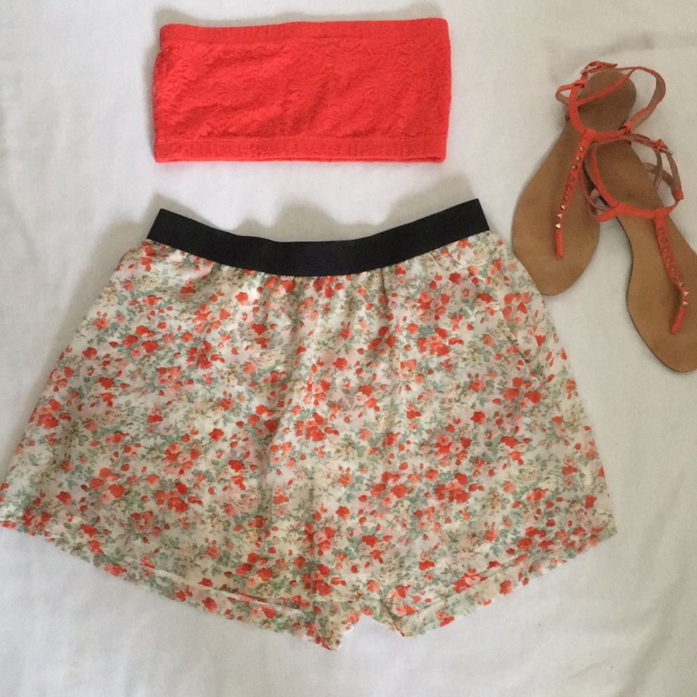 B_Envied | Floral Print Skorts